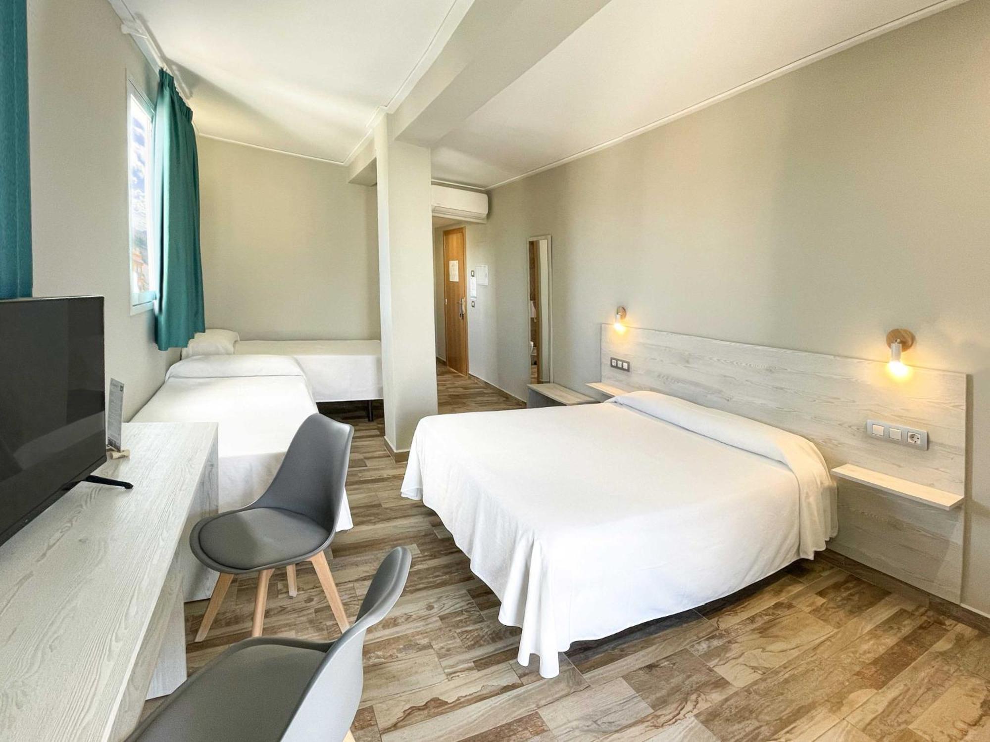 Te Mana Hotel Торебланка Екстериор снимка